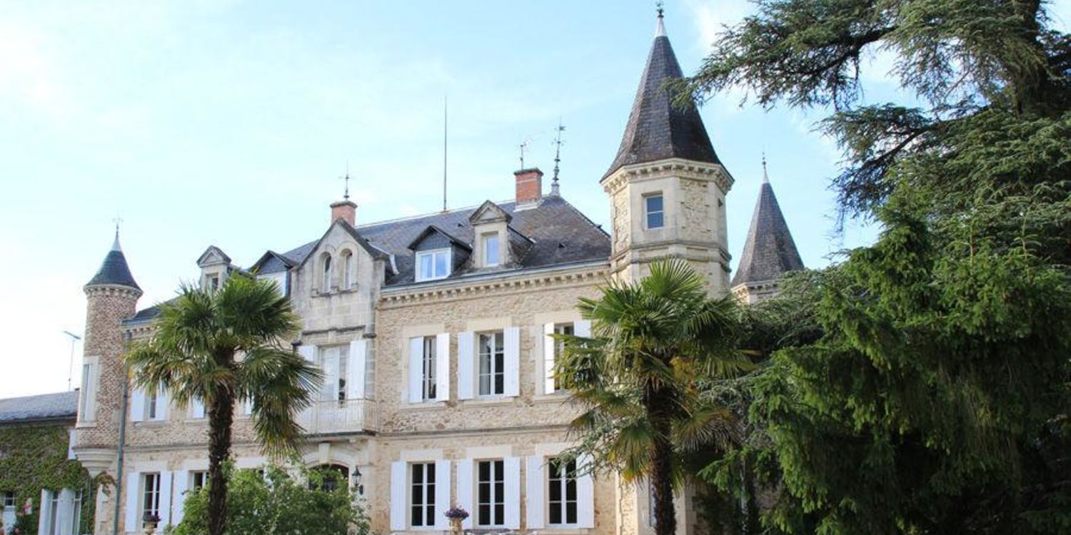 Château De Buros (fermé), rental_room, Extérieur