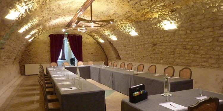 Hostellerie de Varennes (fermé), rental_room, Salon EDISON