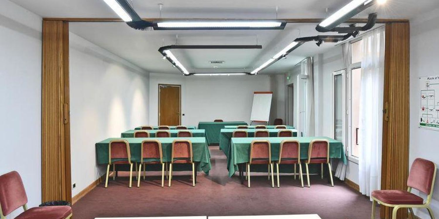 Le Grand Hotel (fermé), rental_room, Salle de réunion