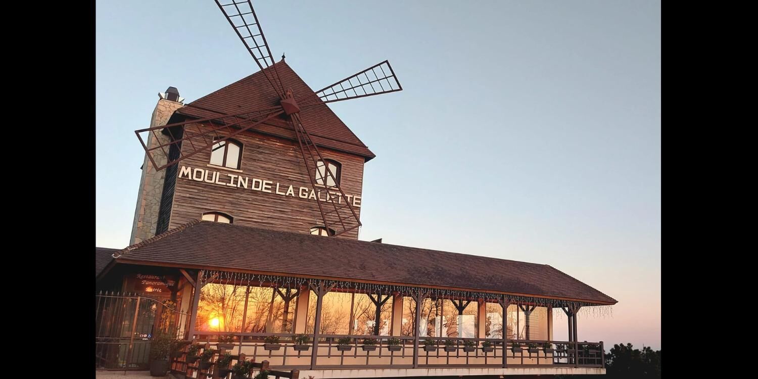 Moulin De La Galette, rental_room