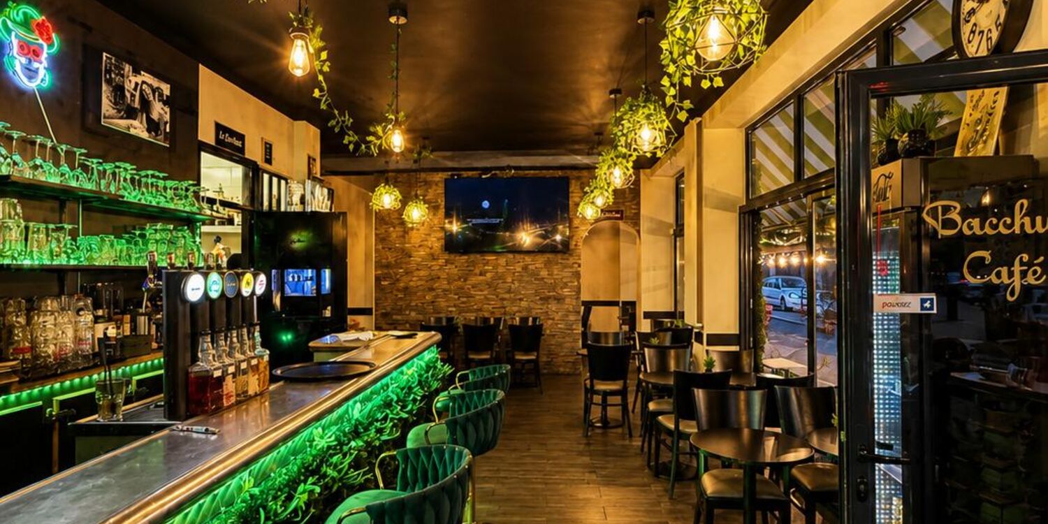 Le Bacchus, bar