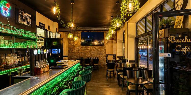 Le Bacchus, bar