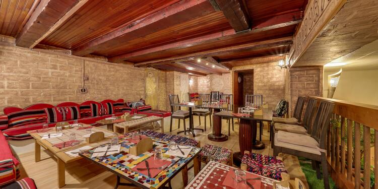 Ashourya Boulevard National, restaurant