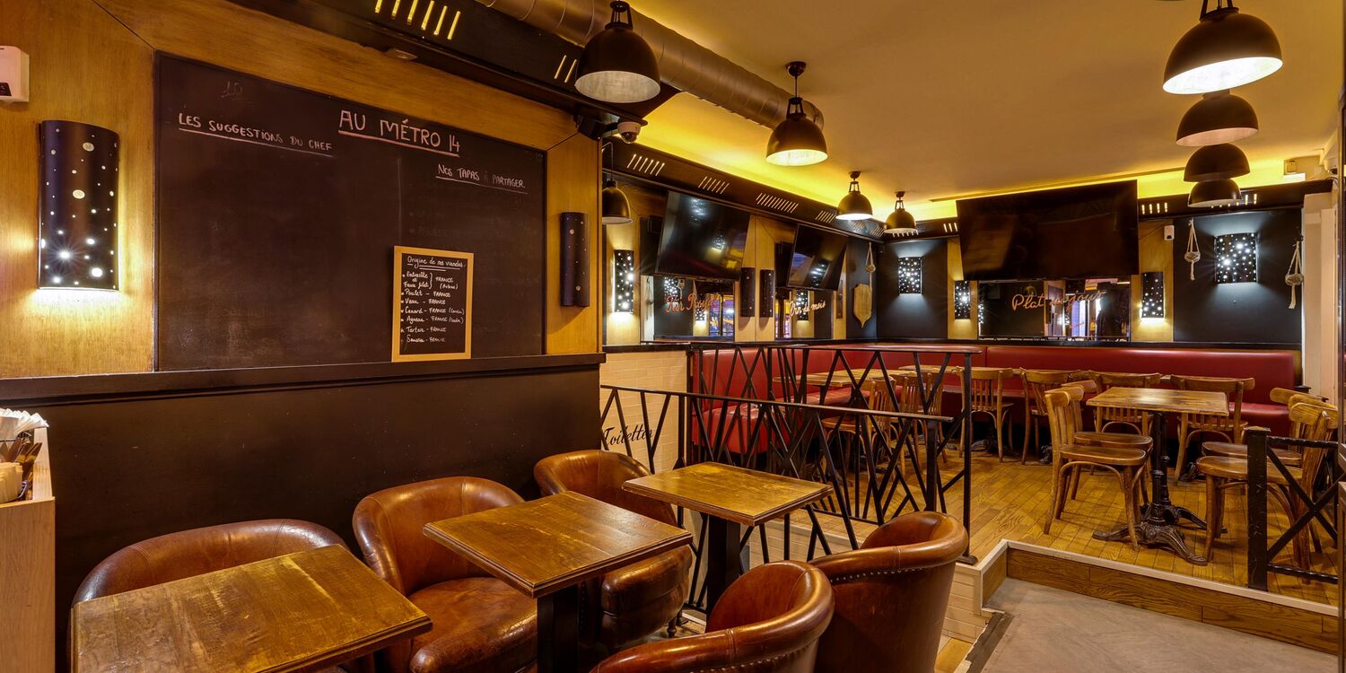 Au Métro, bar