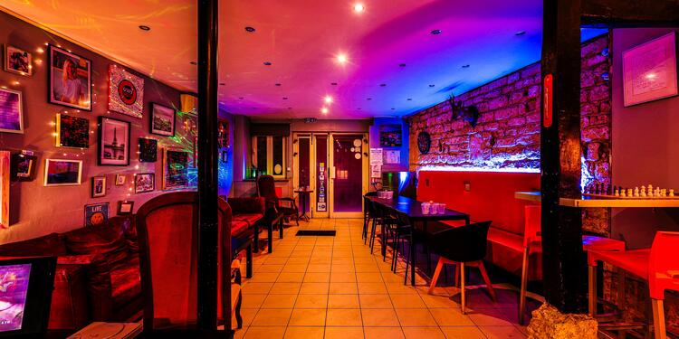 Le Crazy Pasta Bar, bar