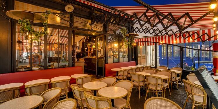 Le Grizzli Café, bar