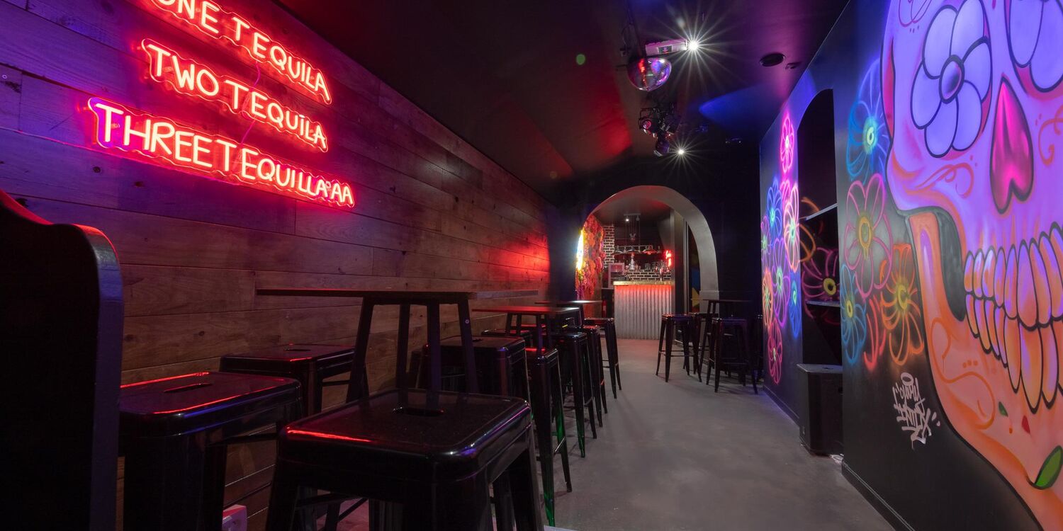 El Cartel Pigalle, bar