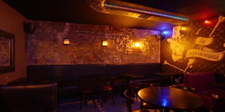 Le Confessionnal, bar