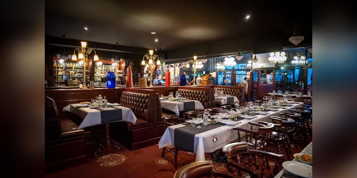 Gold Eagles, restaurant