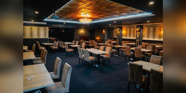 Gold Eagles, restaurant