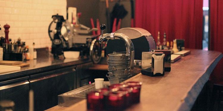 Au loup (fermé), bar