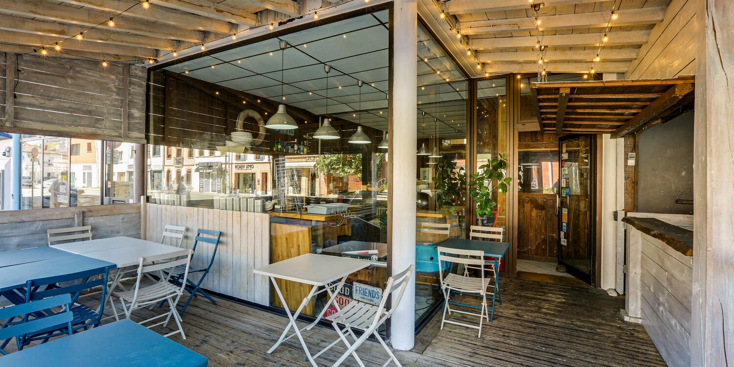 La Cabane, restaurant