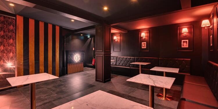 La Perla Club Latino, bar