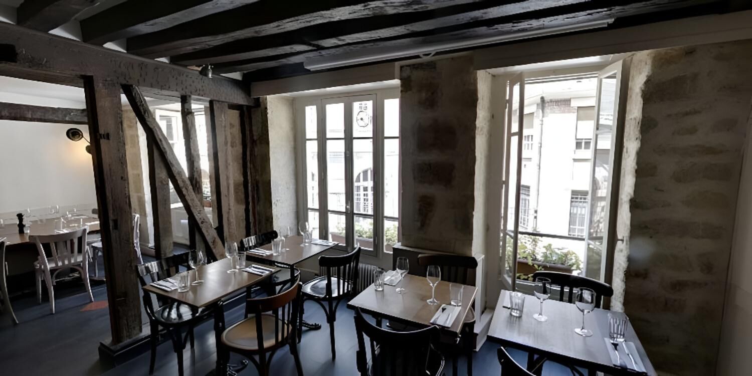 Postiche, restaurant