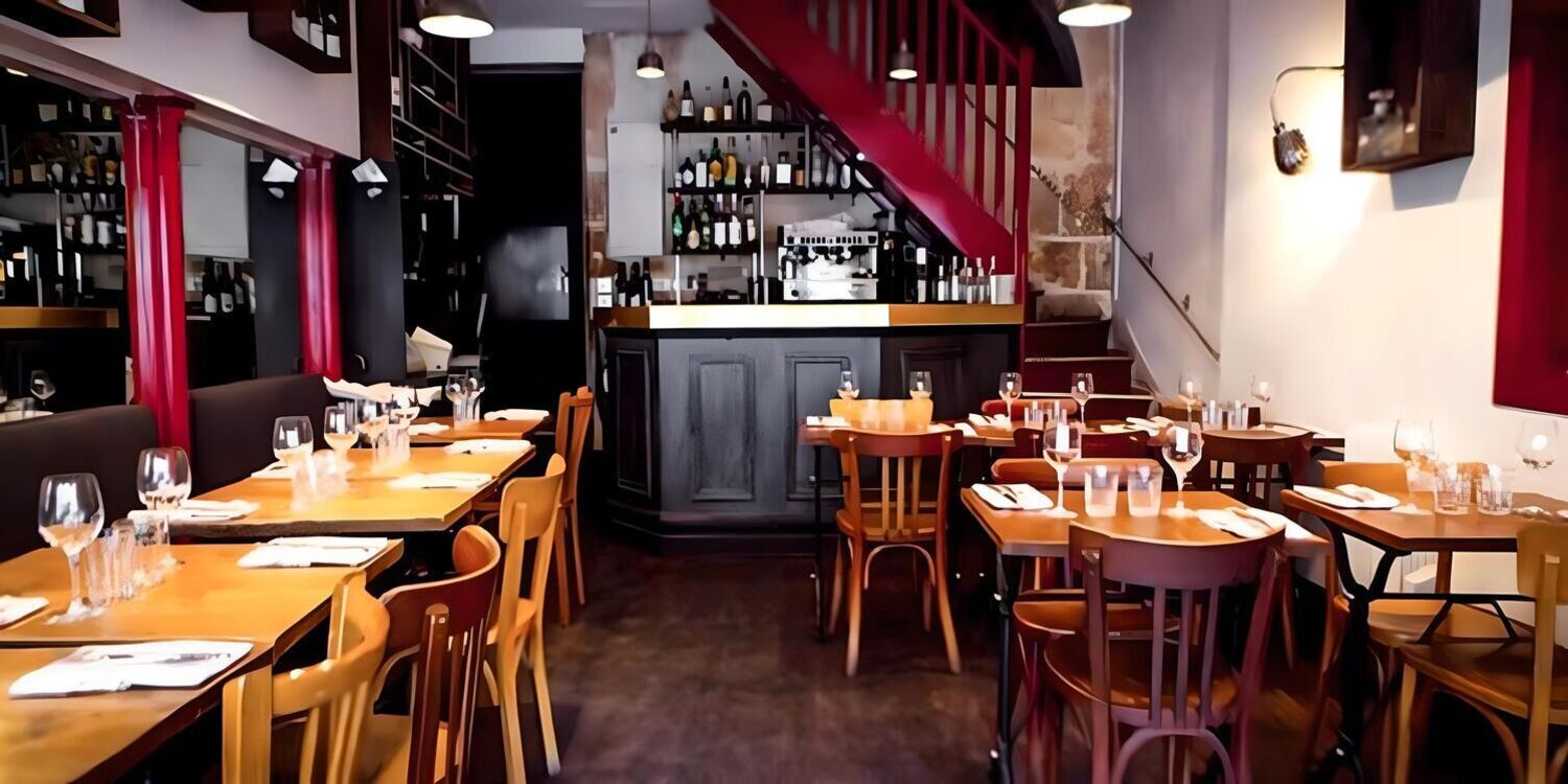Postiche, restaurant