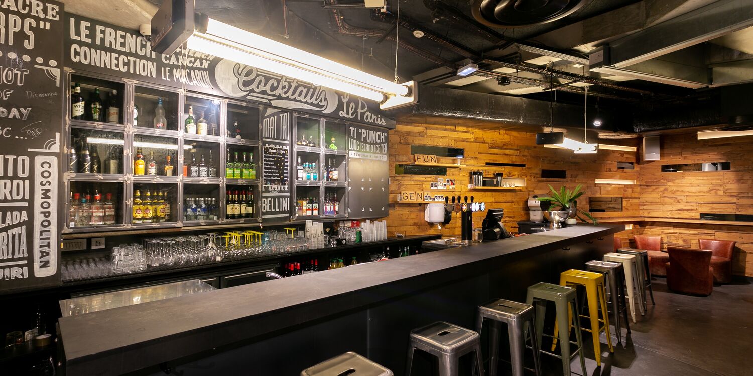 L'Underground Club, bar