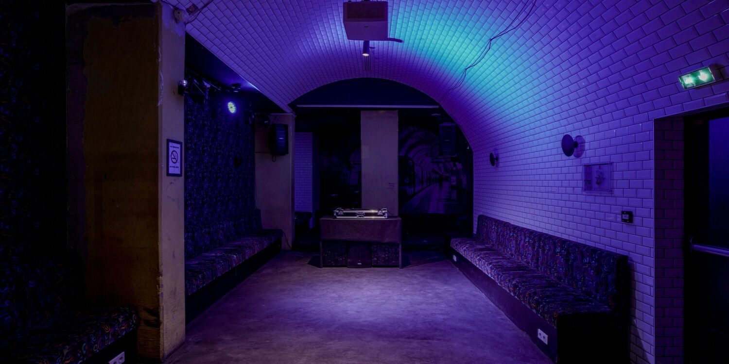 L'Underground Club, bar