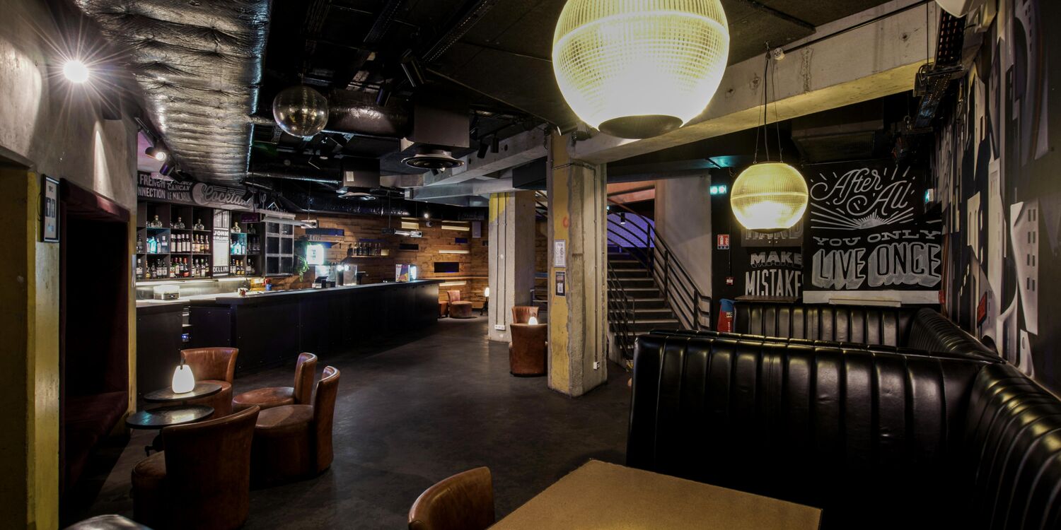 L'Underground Club, bar