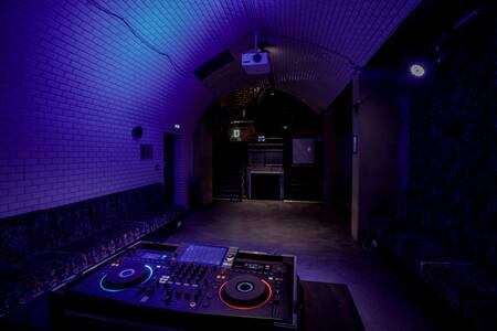 L'Underground Club, Bar Paris Hôpital Saint Louis #0