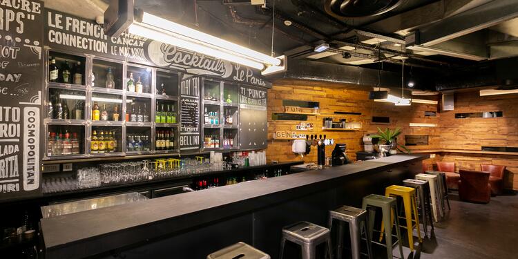 L'Underground Club, bar