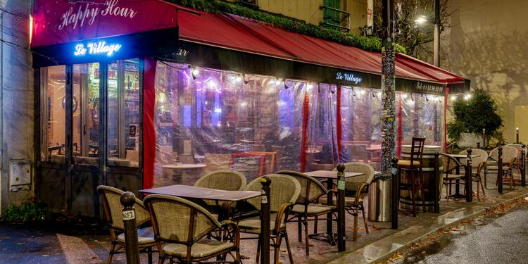 Le Village, bar