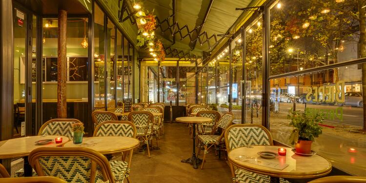 Au Levant, bar
