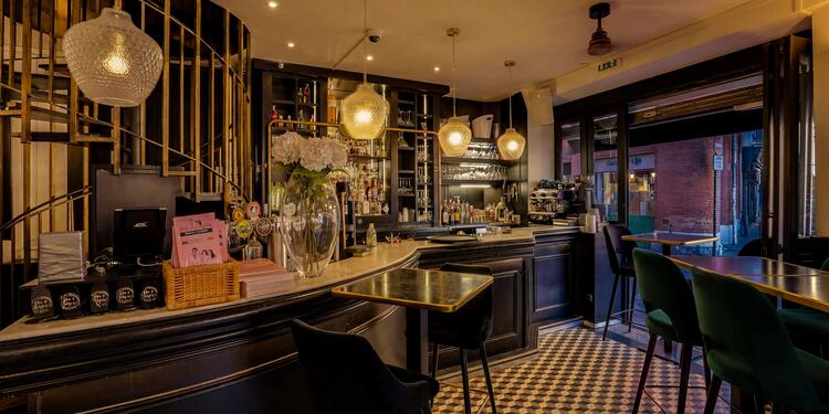 Les 3 Sages, bar