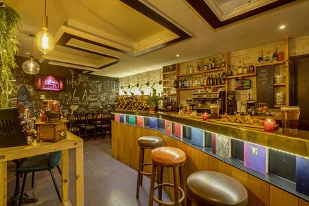 Les Artistes, Bar Vincennes  #0