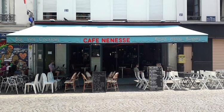 Café Nenesse, bar