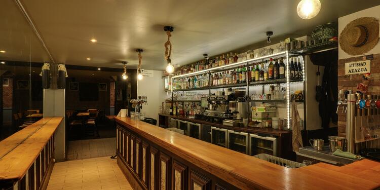 Aux Noctambules, bar
