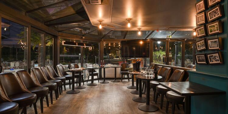 Bistro du parc, bar