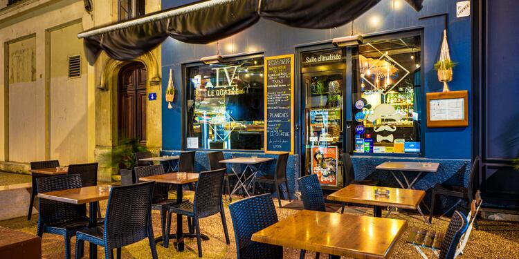 Le Qu4tre, bar