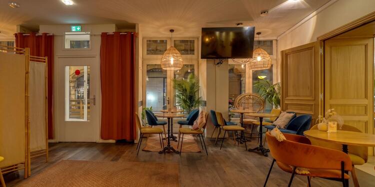 Chenavard, bar