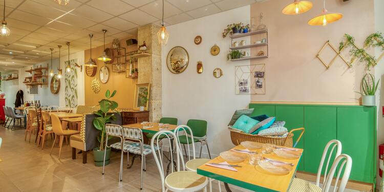 Sisters' Factory, restaurant