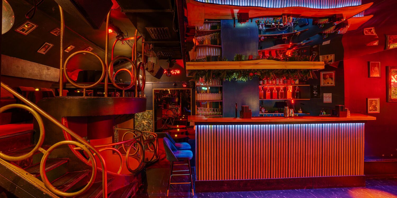 Chez Prince St. Germain, bar