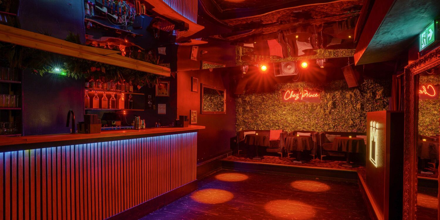 Chez Prince St. Germain, bar