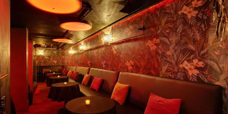 Chez Prince St. Germain, bar