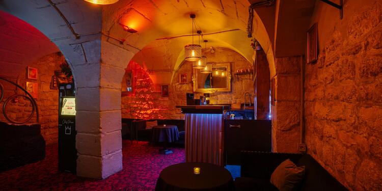 Chez Prince St. Germain, bar