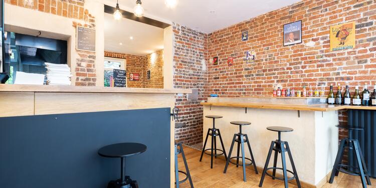 Victor Planches & Apéro (fermé), bar