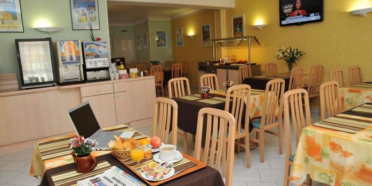 Kyriad Menton (fermé), rental_room