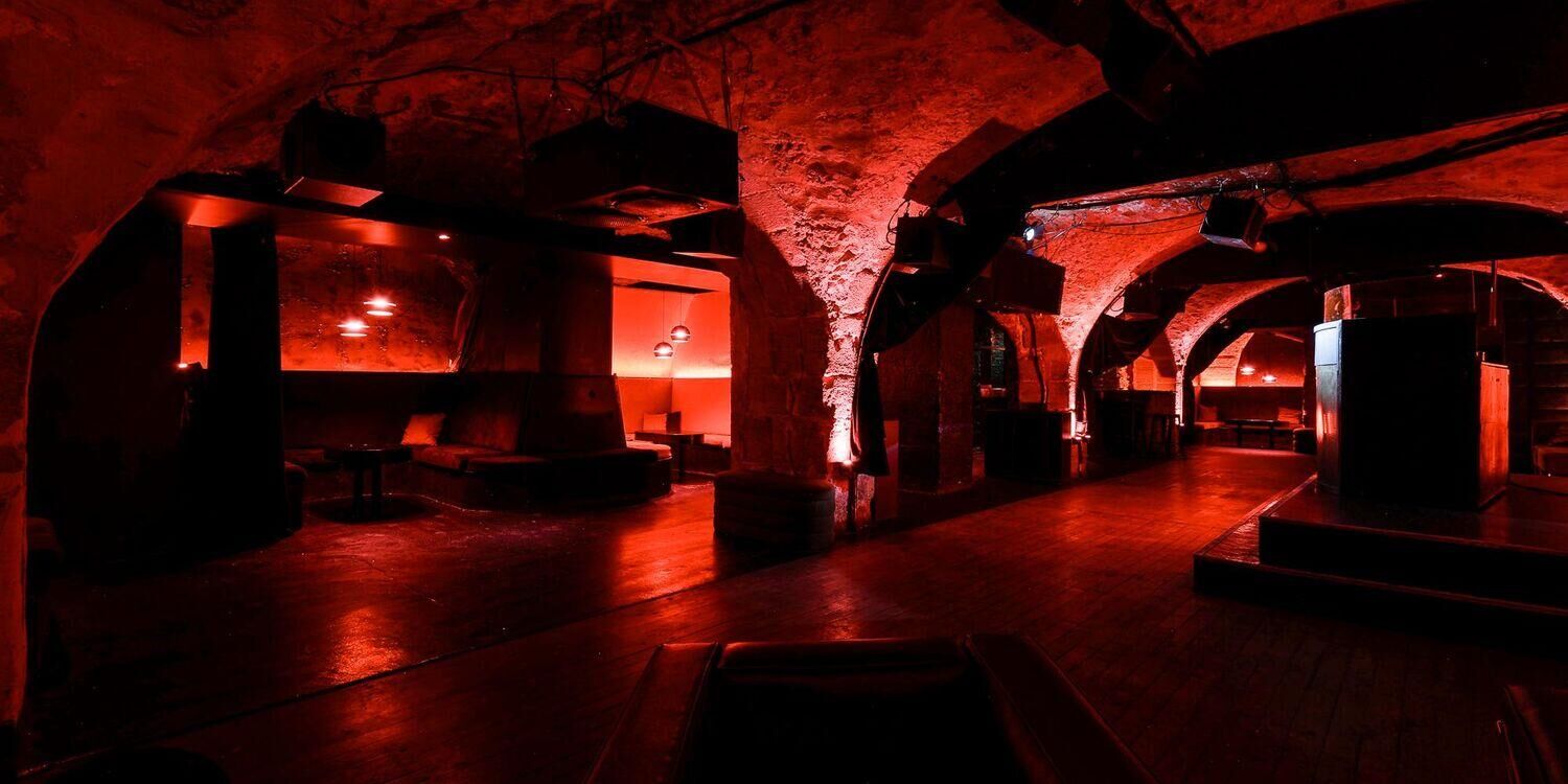 Le Dandy Paris (Privatisation), rental_room