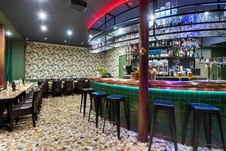 Le Saint Georges, Bar Paris Rochechouart #0