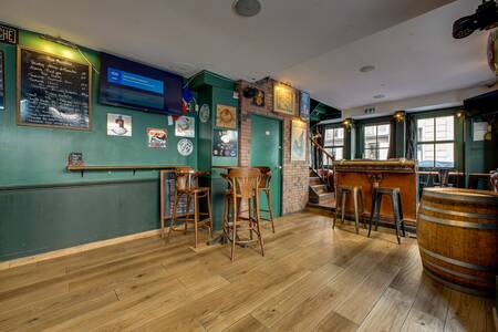 Le Baradoz, Bar Versailles  #0