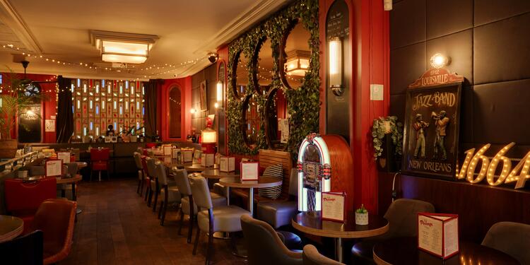 Le Passage, bar