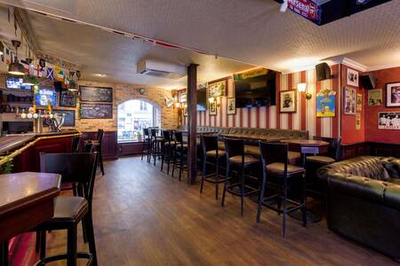 The Lions, Bar Paris Quartier de la Gare #0