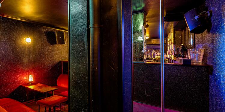 Le Pile ou Face, bar