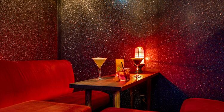 Le Pile ou Face, bar