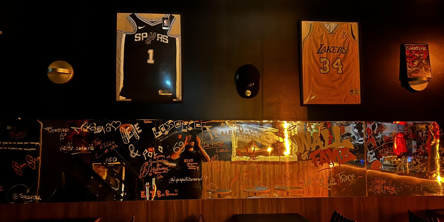 Overtime (ex Le Maze), bar