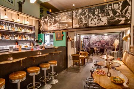 Baragones, Bar Lyon Vieux Lyon - Quarantaine #0