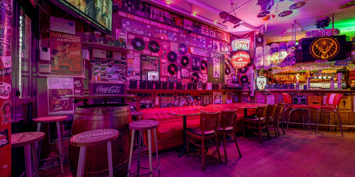 Le Rockstar Café, bar